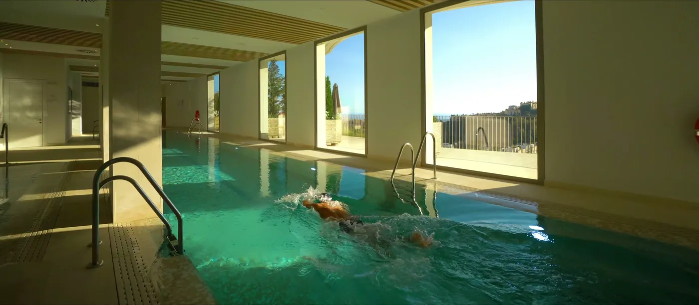 Photo: indoor pool. Sea-view apartments and penthouses above the Golf Valley, La Quinta